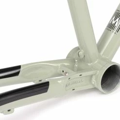 Kit Cadre Bombtrack Audax 2021 13 Kit Cadre Bombtrack Audax 2021 -Magasin De Roues kit cadre bombtrack audax 2021 gravel ultra distance acier fourche carbone oeillet baroudeur cycles lyon bottom bracket