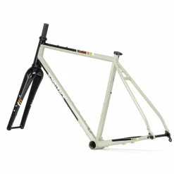 Kit Cadre Bombtrack Audax 2021 15 Kit Cadre Bombtrack Audax 2021 -Magasin De Roues kit cadre bombtrack audax 2021 gravel ultra distance acier fourche carbone oeillet baroudeur cycles lyon other side