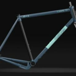 Kit Cadre Rodeo Labs Flaanimal 5.0 23 Kit Cadre Rodeo Labs Flaanimal 5.0 -Magasin De Roues rodeo labs flaanimal 5 0 kit cadre velo gravel acier carbone baroudeur cycles lyon cerakote bleaux four