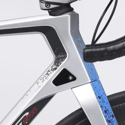 Vélo Sunn GP Factory 8 Vélo Sunn GP Factory -Magasin De Roues sunn gp factory velo route carbone aero baroudeur cycle lyon front 2