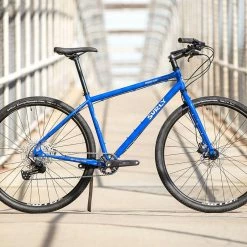 Vélo Surly Bridge Club 700C 2021 -Magasin De Roues surly bridge club 700c gravel bike touring acier baroudeur cycles lyon side 2