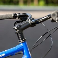 Vélo Surly Bridge Club 700C 2021 -Magasin De Roues surly bridge club 700c gravel bike touring acier baroudeur cycles lyon up