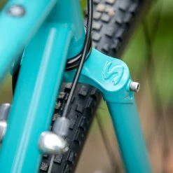 Vélo Surly Straggler 650B 2021 Chlorine Dream -Magasin De Roues surly straggler 700c 650b gravel bike acier baroudeur cycles lyon fork up