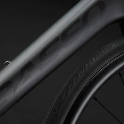 Vélo De Route Basso Venta Disc Ultegra 8020 Anthracite 6 Vélo De Route Basso Venta Disc Ultegra 8020 Anthracite -Magasin De Roues velo de route basso Venta disc Ultegra 8020 black baroudeur cycles lyon 5