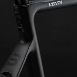 Vélo De Route Basso Venta Disc Ultegra 8020 Anthracite 7 Vélo De Route Basso Venta Disc Ultegra 8020 Anthracite -Magasin De Roues velo de route basso Venta disc Ultegra 8020 black baroudeur cycles lyon 9
