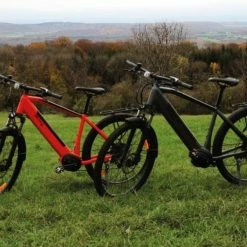 25 Kg Vélo électrique VIRAGE Virage 672Wh 150 Kms 2022 Noir (Made In France) -Magasin De Roues virage rouge et noir photo